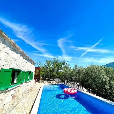 Sagosde With Swimming Pool And Mini Golf Villa Zagvozd
