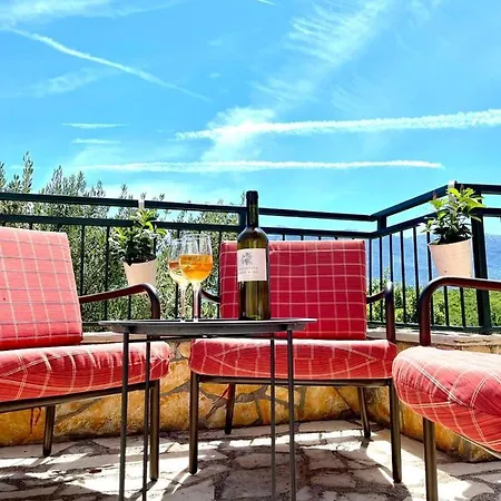 Villa Sagosde With Swimming Pool And Mini Golf Zagvozd