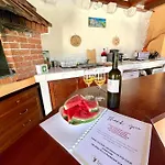 Vila Sagosde With Swimming Pool And Mini Golf