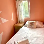 Vila Sagosde With Swimming Pool And Mini Golf