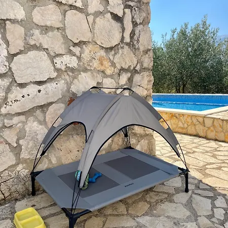 Sagosde With Swimming Pool And Mini Golf Zagvozd